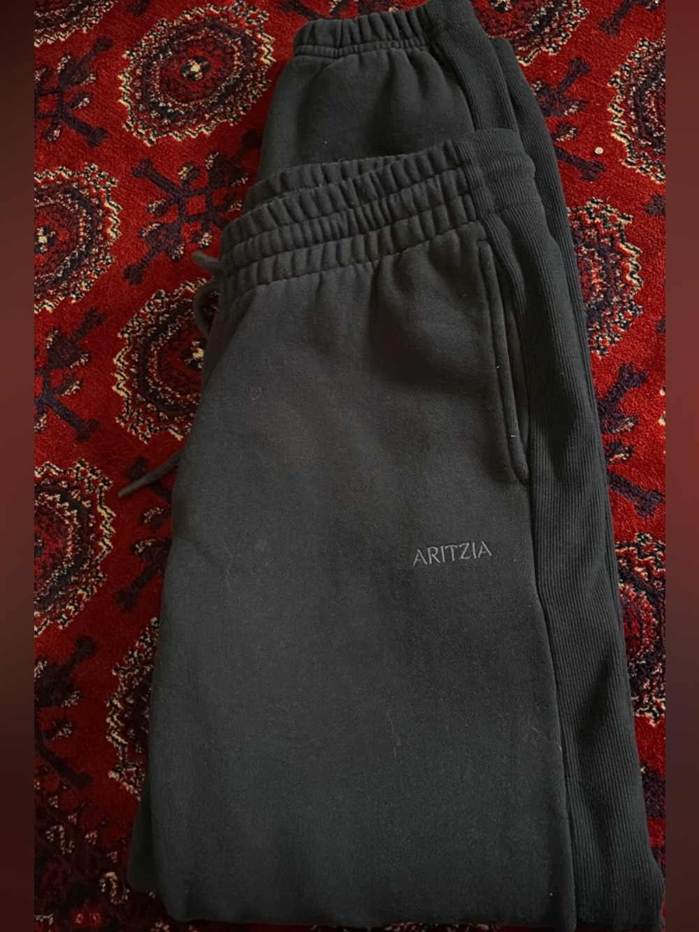 Aritzia women’s navy blue Sweatpants - Cozy Everyday Bottoms